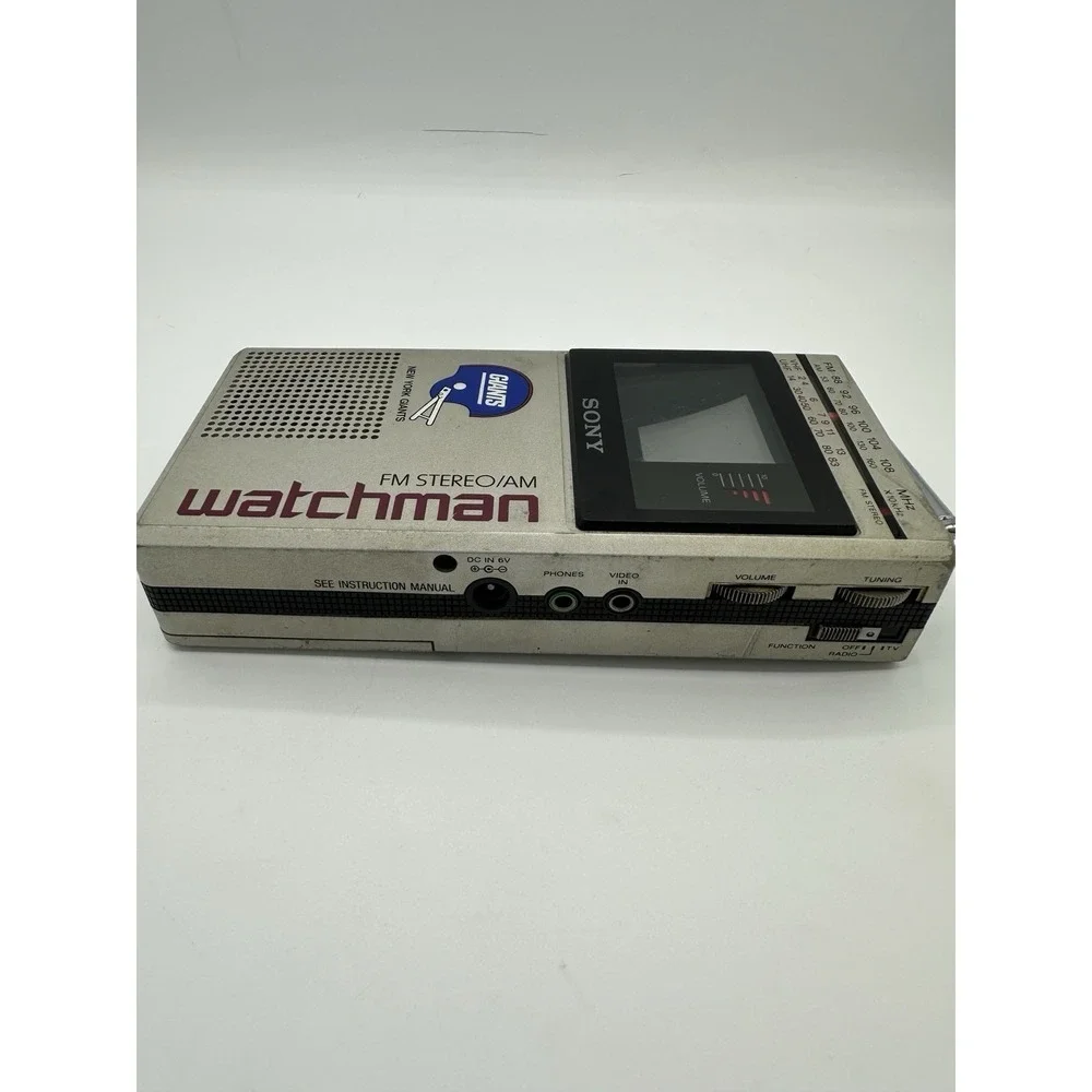 Sony Watchman FD-30A Portable TV AM/FM Stereo Radio Vintage Japan w/ Case Giants